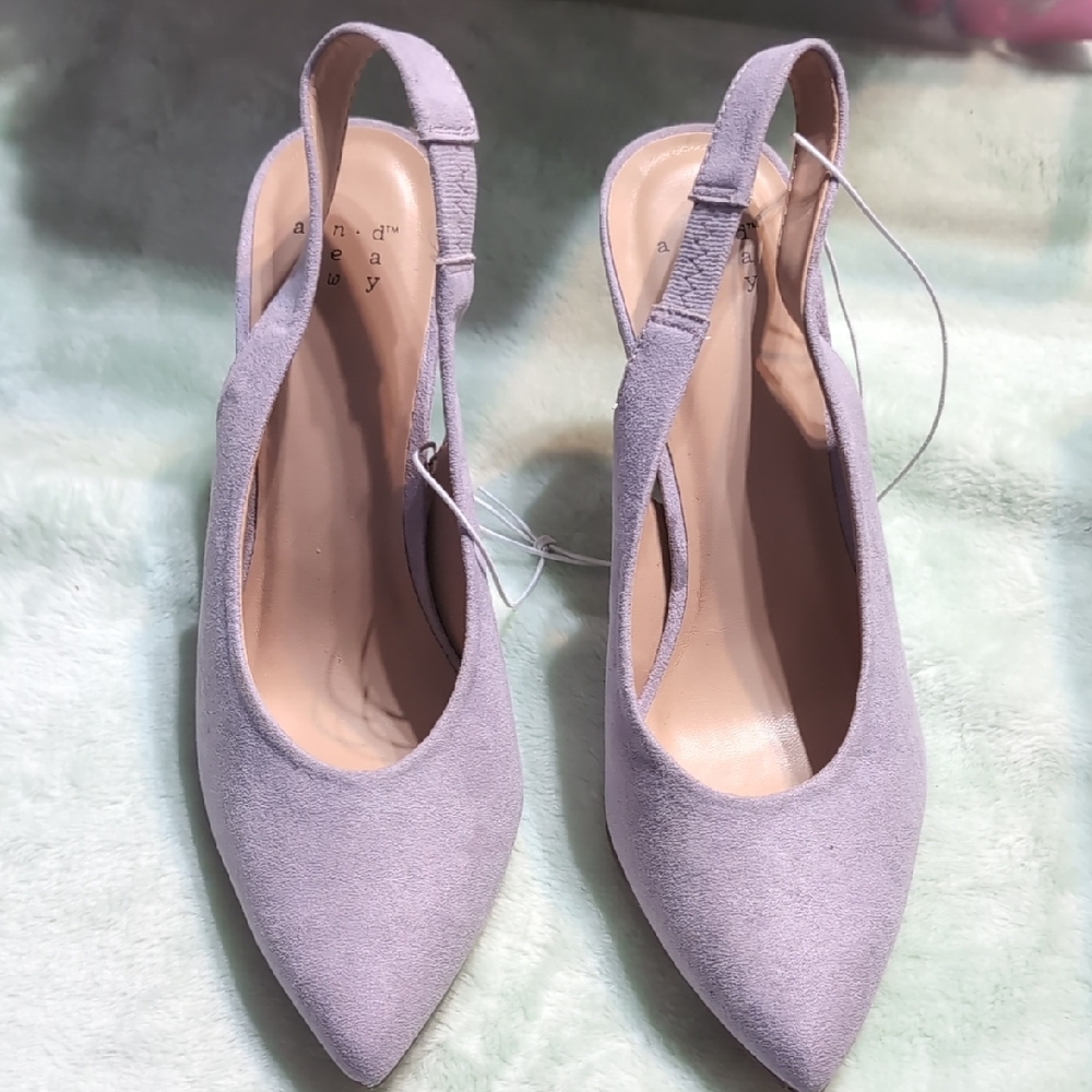 Elegant Lavender Slingback Heels